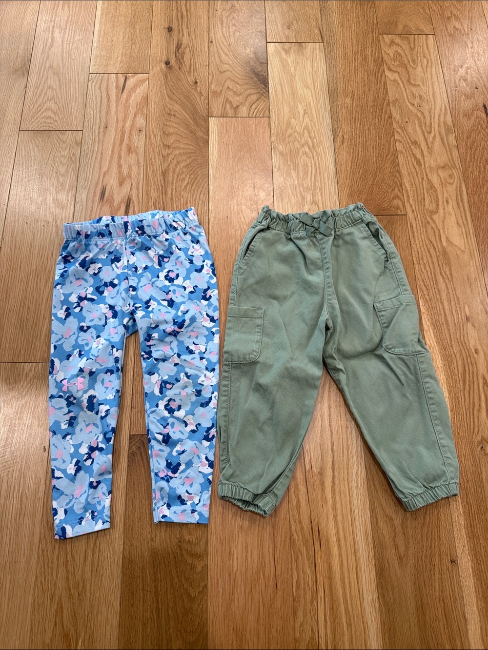 2T Under Armor Blue Floral Leggings and Olive Garanimals Cargo Pant Bundle
